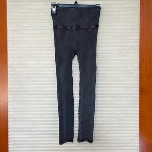 Free People movement thicker legging XS/S no external logo